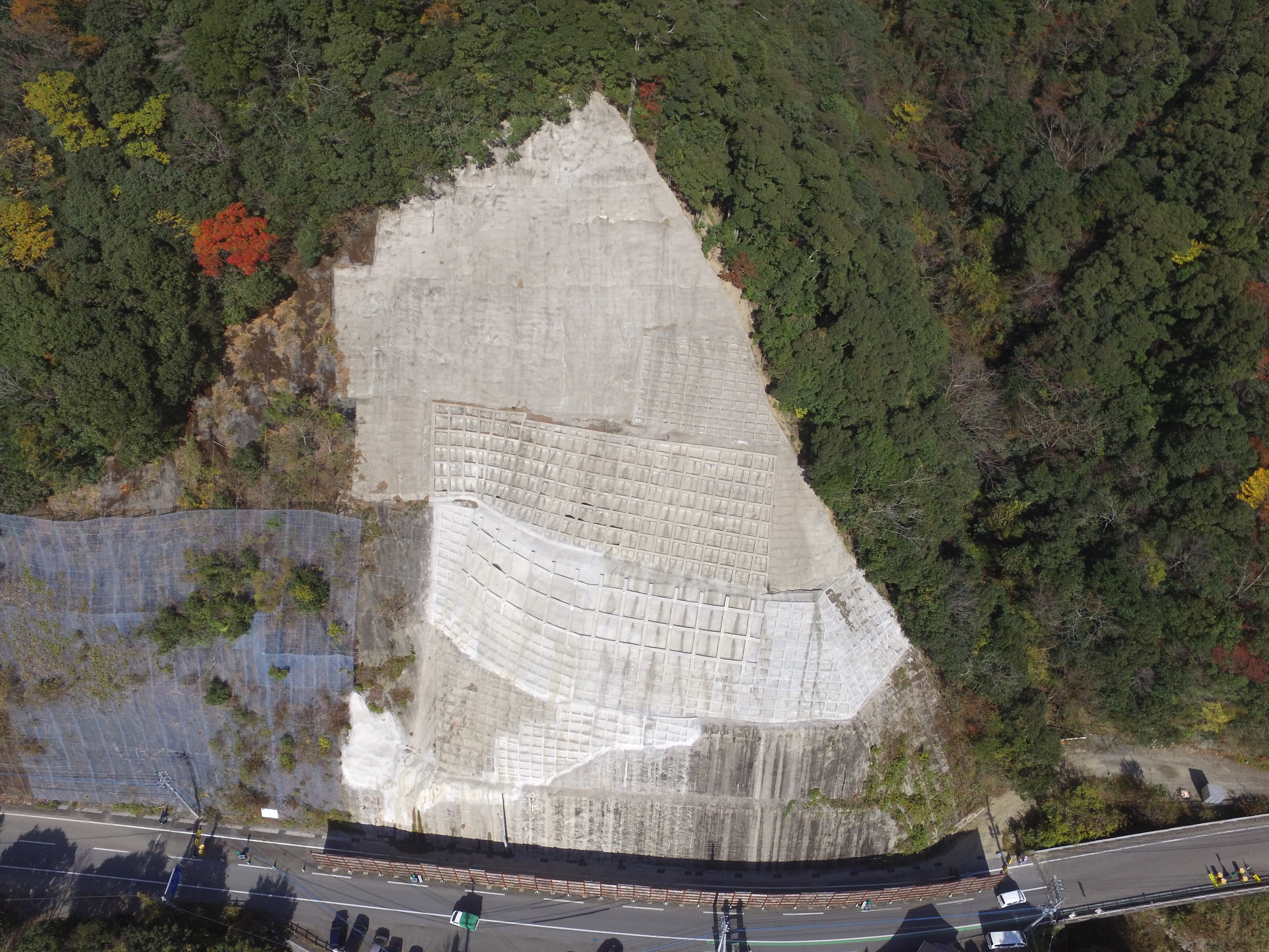 平成28年度　防国災防　第24-47-1-1号　国道327号　尾平地区　道路防災工事